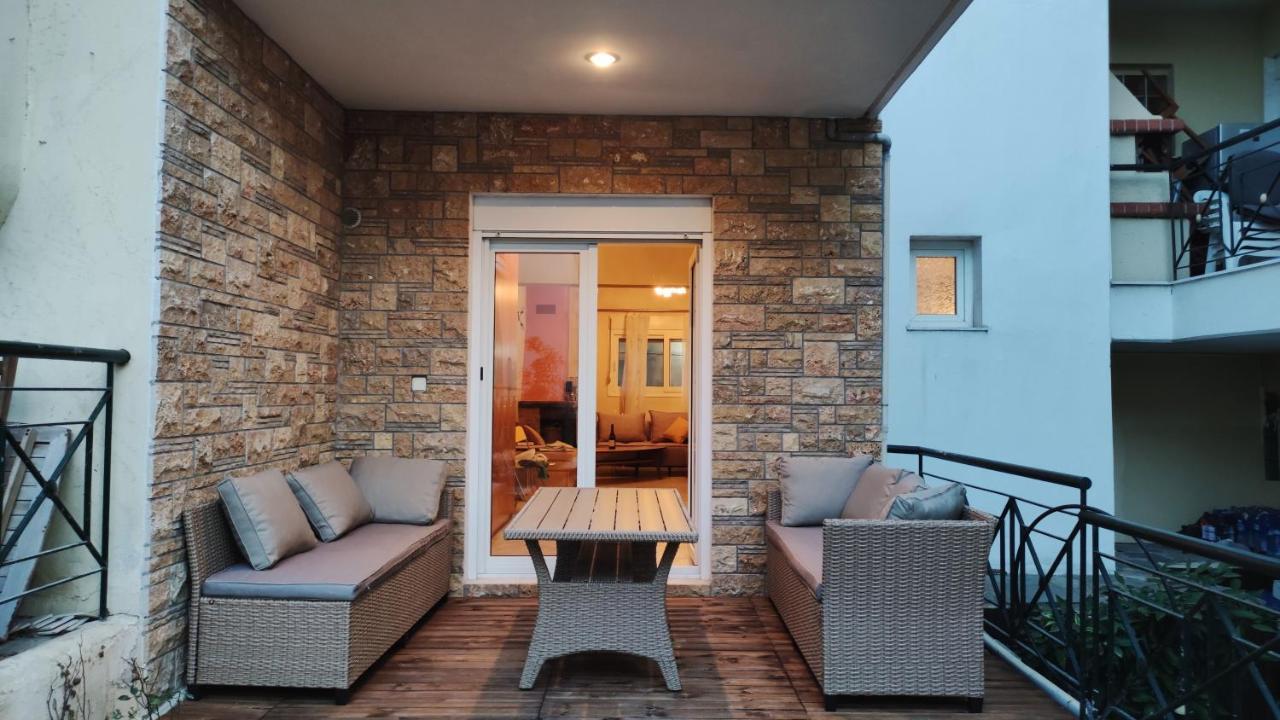 The Golden Guest House Peraía 외부 사진