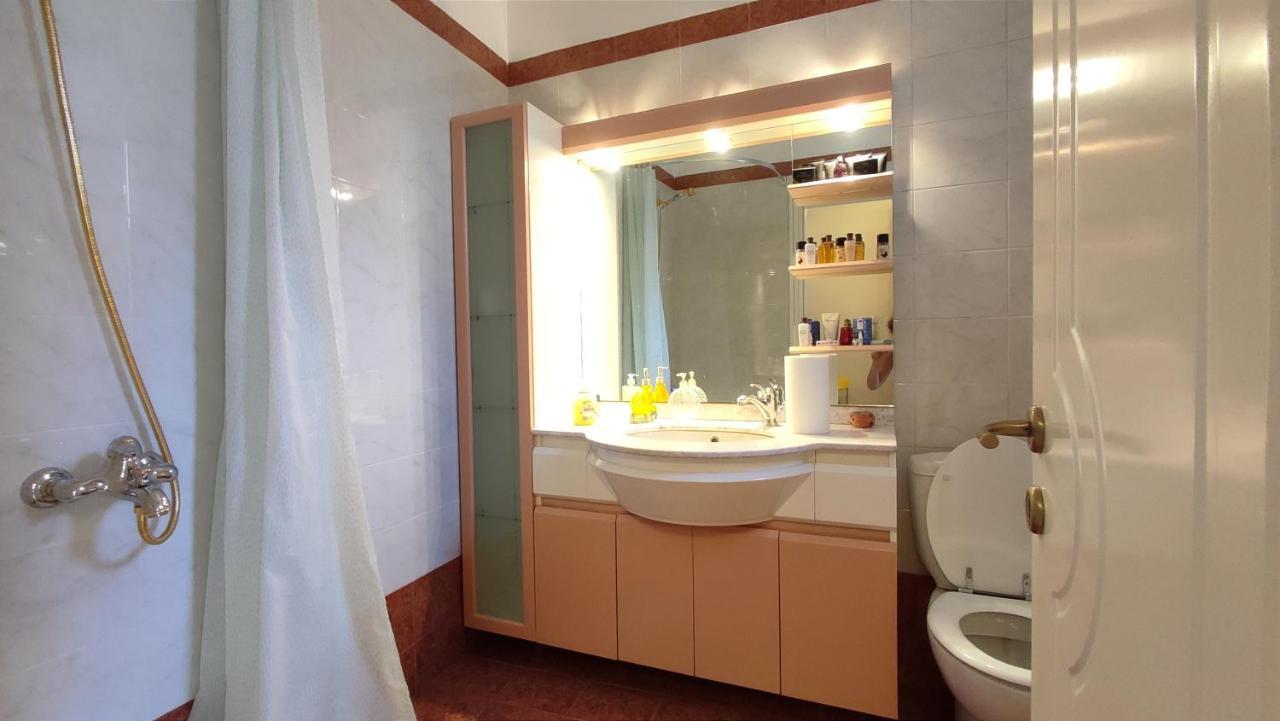 The Golden Guest House Peraía 외부 사진