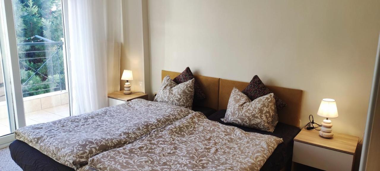 The Golden Guest House Peraía 외부 사진